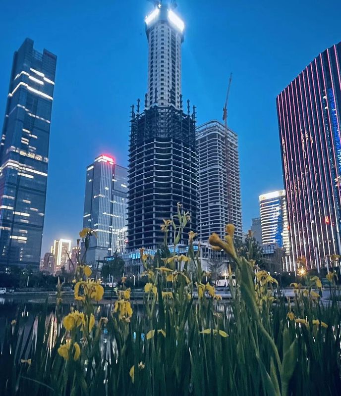 China Producent Wskazówka Sprzedaż Trwałe stalowe ramy konstrukcyjne Komercyjne wieżowce Biurowe konstrukcje stalowe