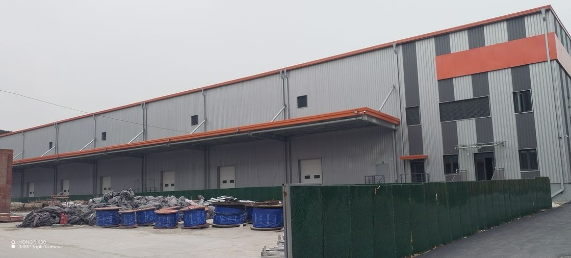OEM Logistyka farmaceutyczna Prefabrykowane budynki metalowe Sekcja H Portal Ramy budynku konstrukcja stalowa